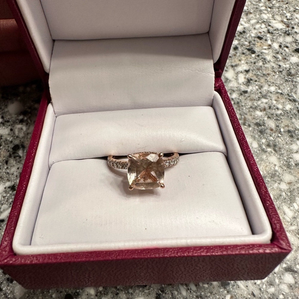 Shades of Love Morganite & 1/3 ct. tw. diamond ring in 14k rose gold
